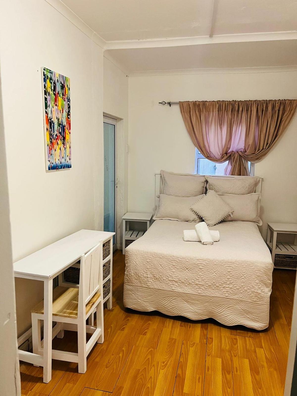 Bed & Breakfast African Haven *